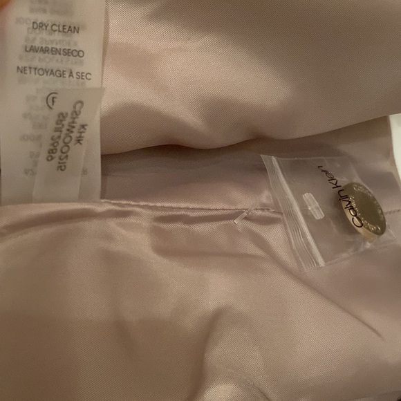 Calvin Klein Women's Two Button Lux Blazer Petite New with Tag - Picture 6 of 6